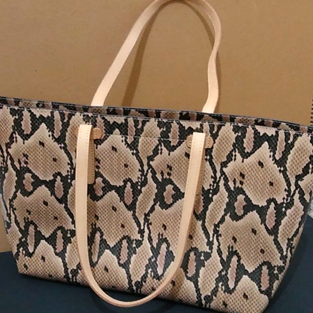 Snake skin pattern bag
